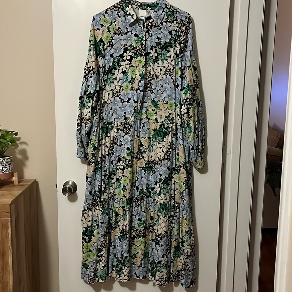 COPY - Long Sleeved Floral Dress by H&M